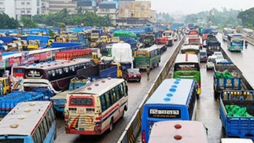 waterlogged-road,-disorderly-vehicular-movement-leads-to-8km-tailback-on-dhaka-ctg-highway-after-rainfall